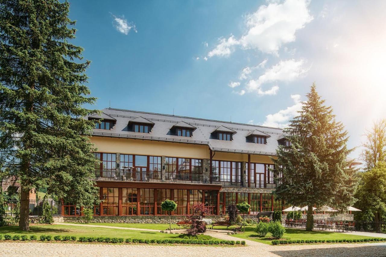 Resort Sobotín Buitenkant foto